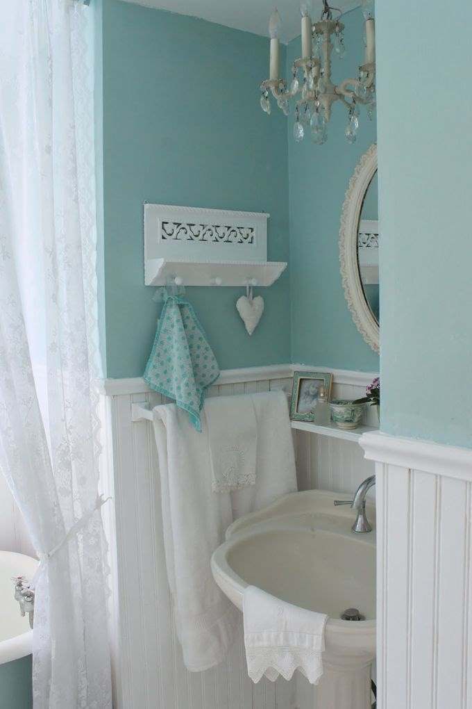 Salle de bain bleue