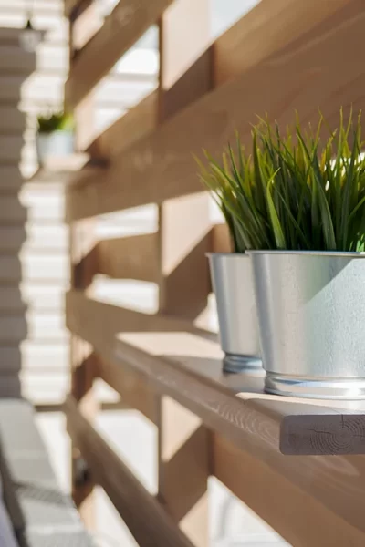 Patio en cèdre traité à l'huile ALIS Couleur : Sur mesure